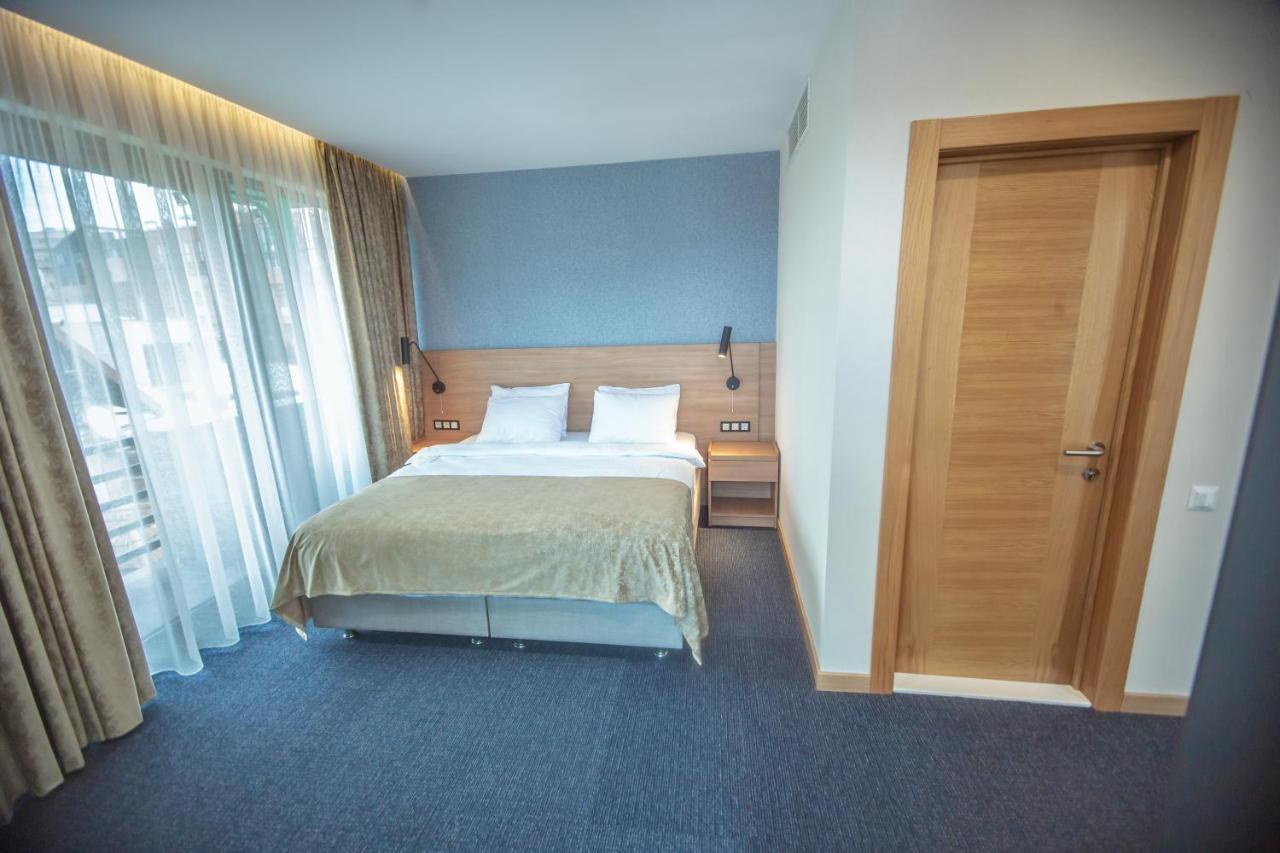 Hotel Banovani Тбілісі Екстер'єр фото